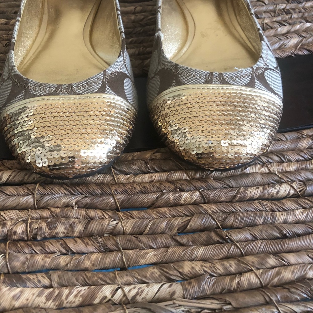Flat gold sequins coach shoes 6.5 tan ballerina - Picture 5 of 8